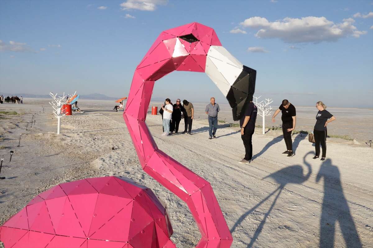Dünyanın renkleri Tuz Gölü'nde buluştu! 25 ülke festival coşkusu yaşıyor 20